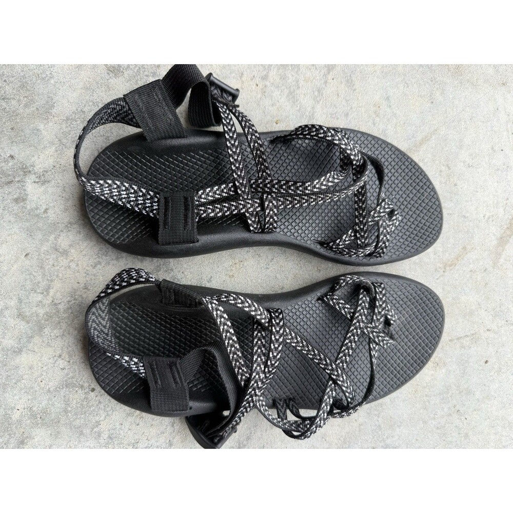 Chaco Women's Classic 10W black, Athletic Sandals